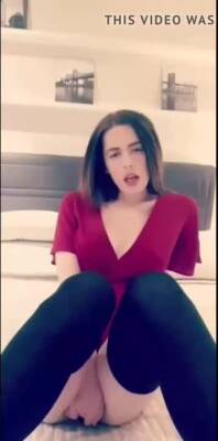 Brunette touching herself - ashemaletube.com