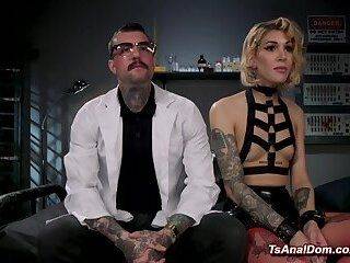 Ryder Monroe - Tattooed scientist anal fucks blonde trans - ashemaletube.com