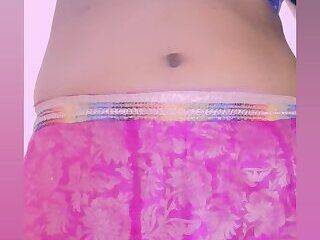 Hema Sissy With Saree Uplift - ashemaletube.com - India